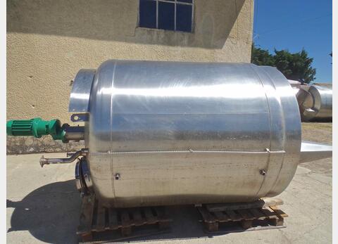 Cuve inox agit&eacute;e