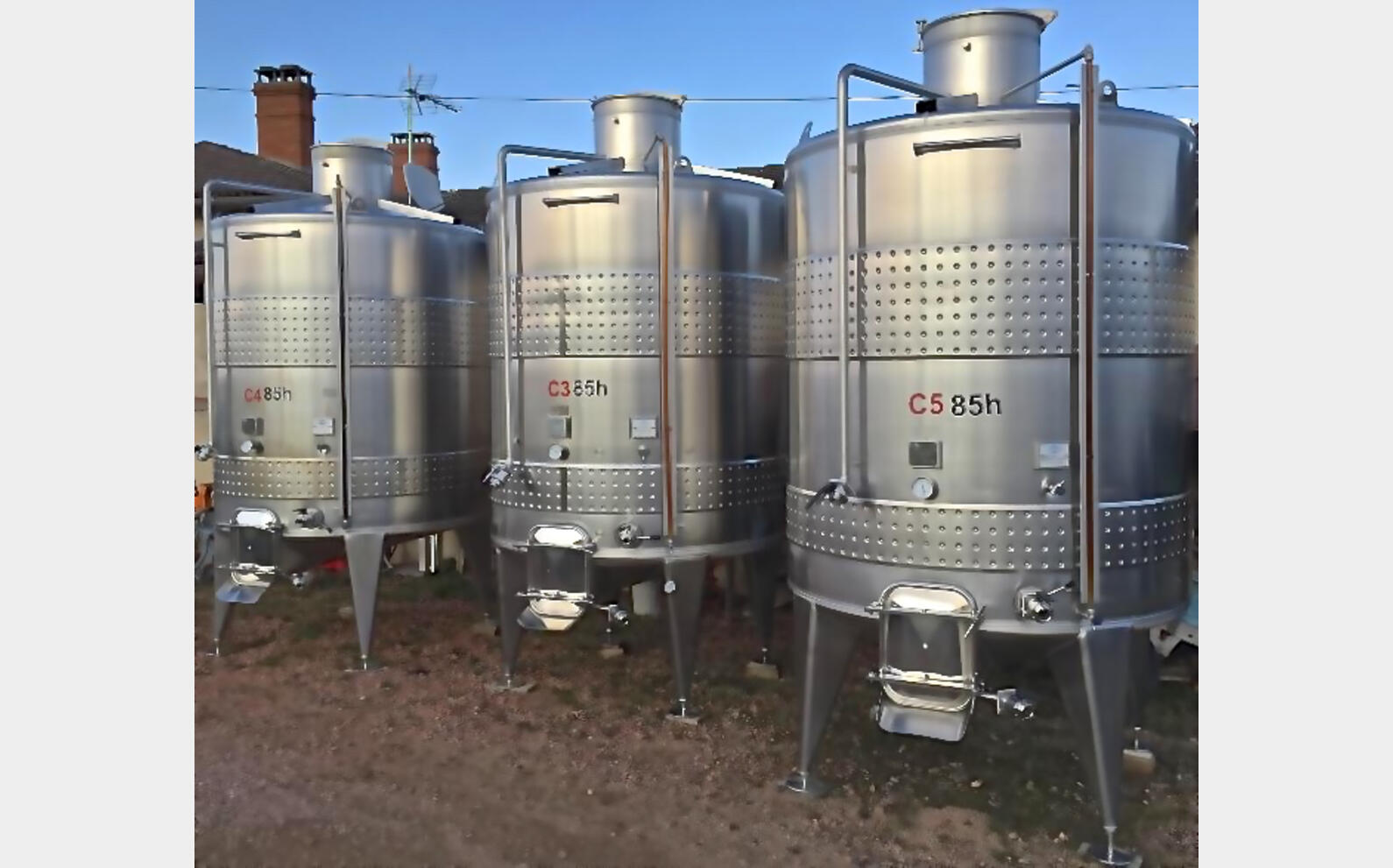 Cuve Inox 316 L de vinification Capacit&eacute; : 85 hls (8 500 L) Marque : CSC