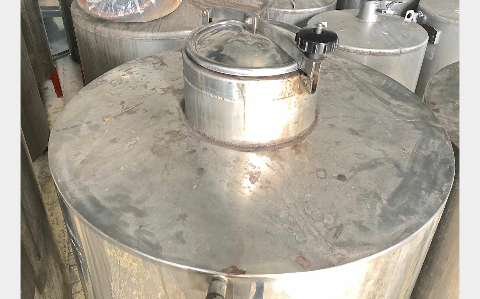 Cuve stockage inox