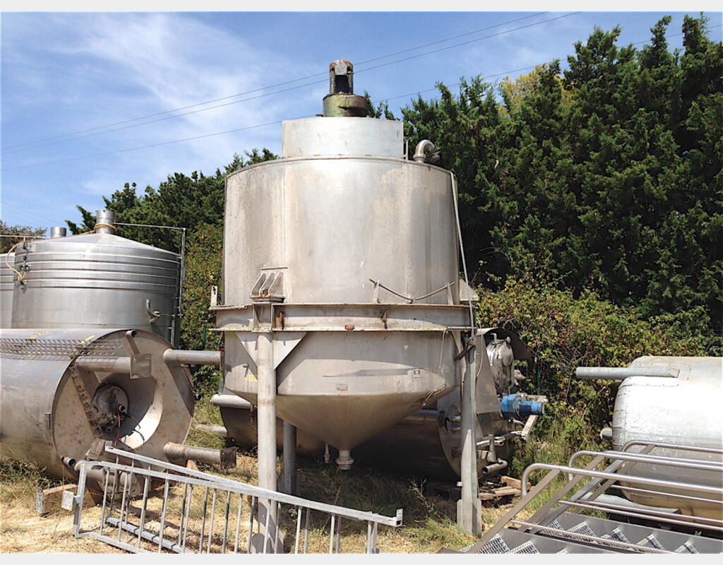 Cuve de stockage INOX Volume : 5.000 litres