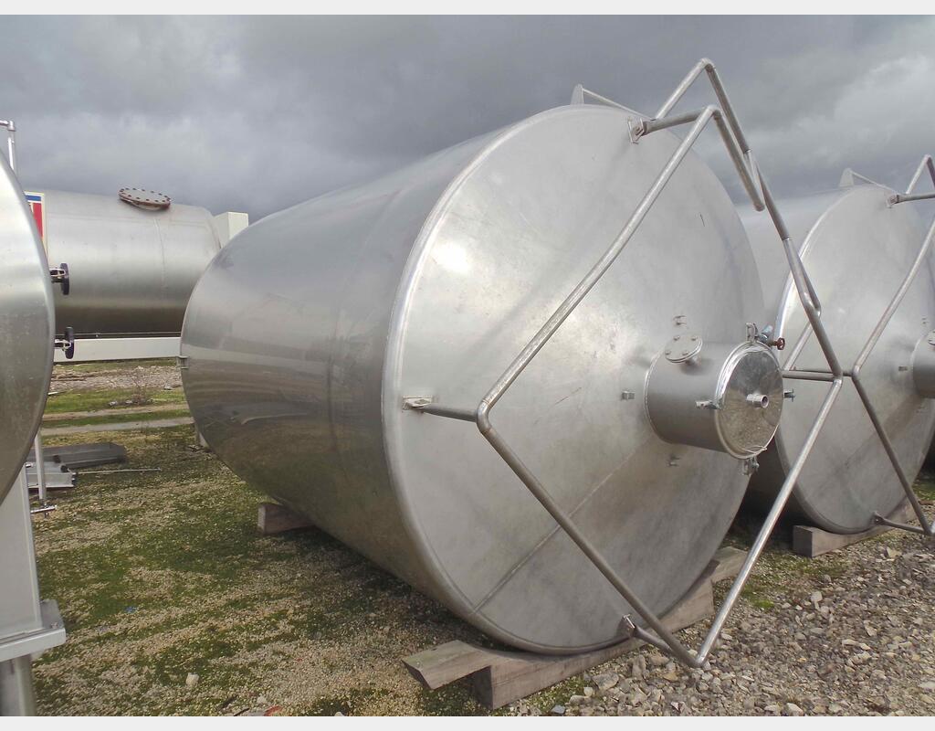 cuve vinification INOX 304 Volume : 23000 litres (230 hecto)