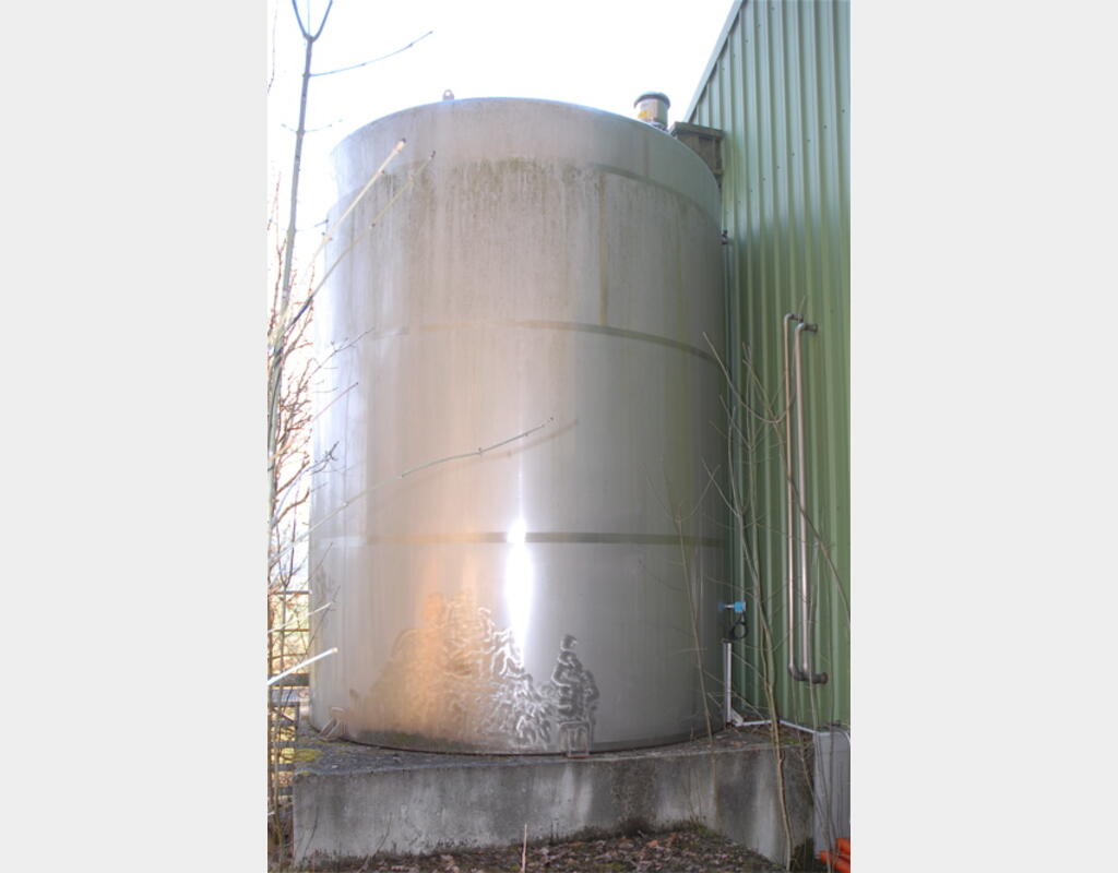 cuve stockage INOX 304 Volume : 50000 litres.