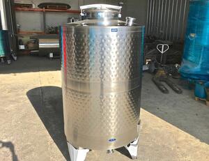 Cuve inox 316 - Fermée sur pieds - Modèle STOBPTR1000 Cuve inox 316 - Fermée sur pieds - Modèle STOBPTR1000