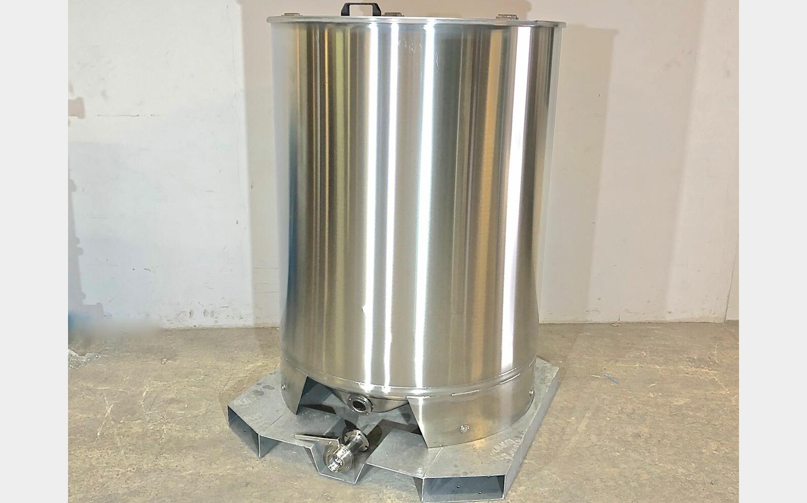 Cuve inox 304 sur chass&icirc;s pr&eacute;hensible 12.13 HL (1213 Litres) ARSILAC