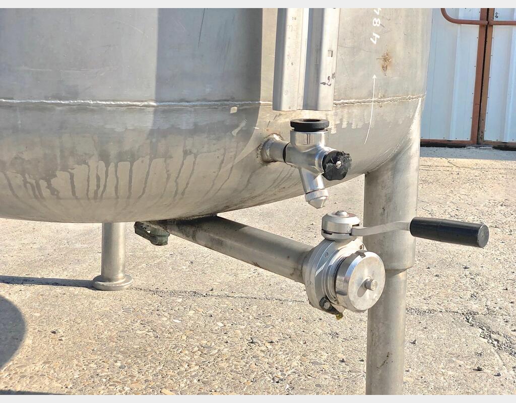 Stainless steel tank