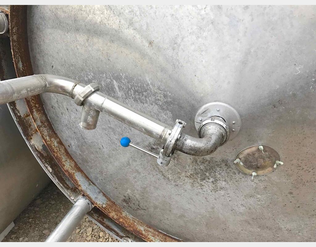 Cuve inox cylindrique verticale - isolée sur pieds capacité 100 hls