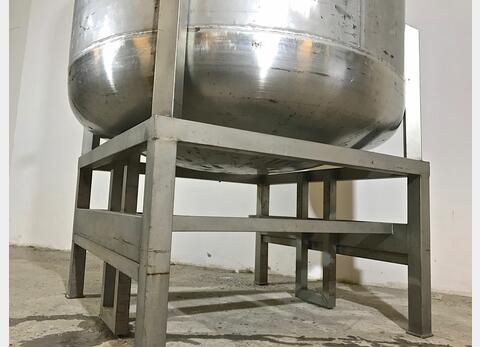 Cuve inox de stockage cylindrique