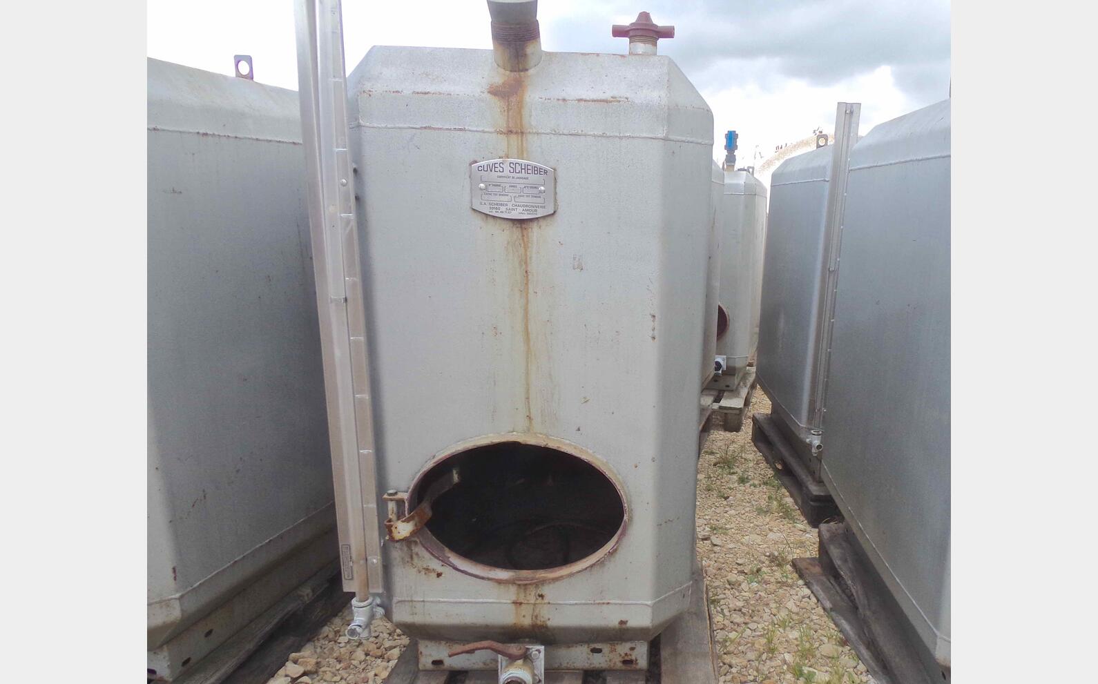 Cuve acier de 7 hls