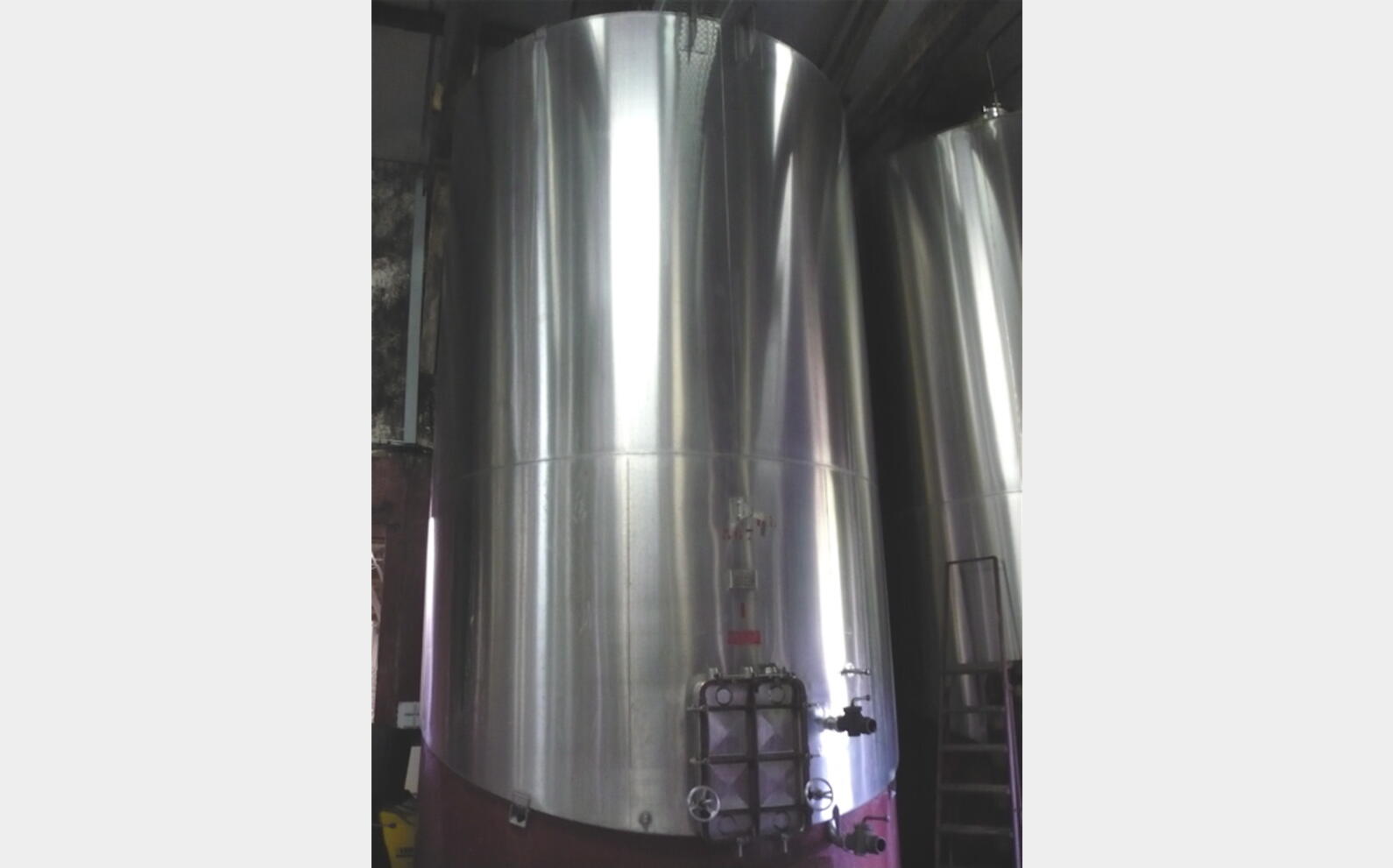 cuve stockage/vinification INOX Agroalimentaire : vin rouge Marque : PIERRE GUERIN.