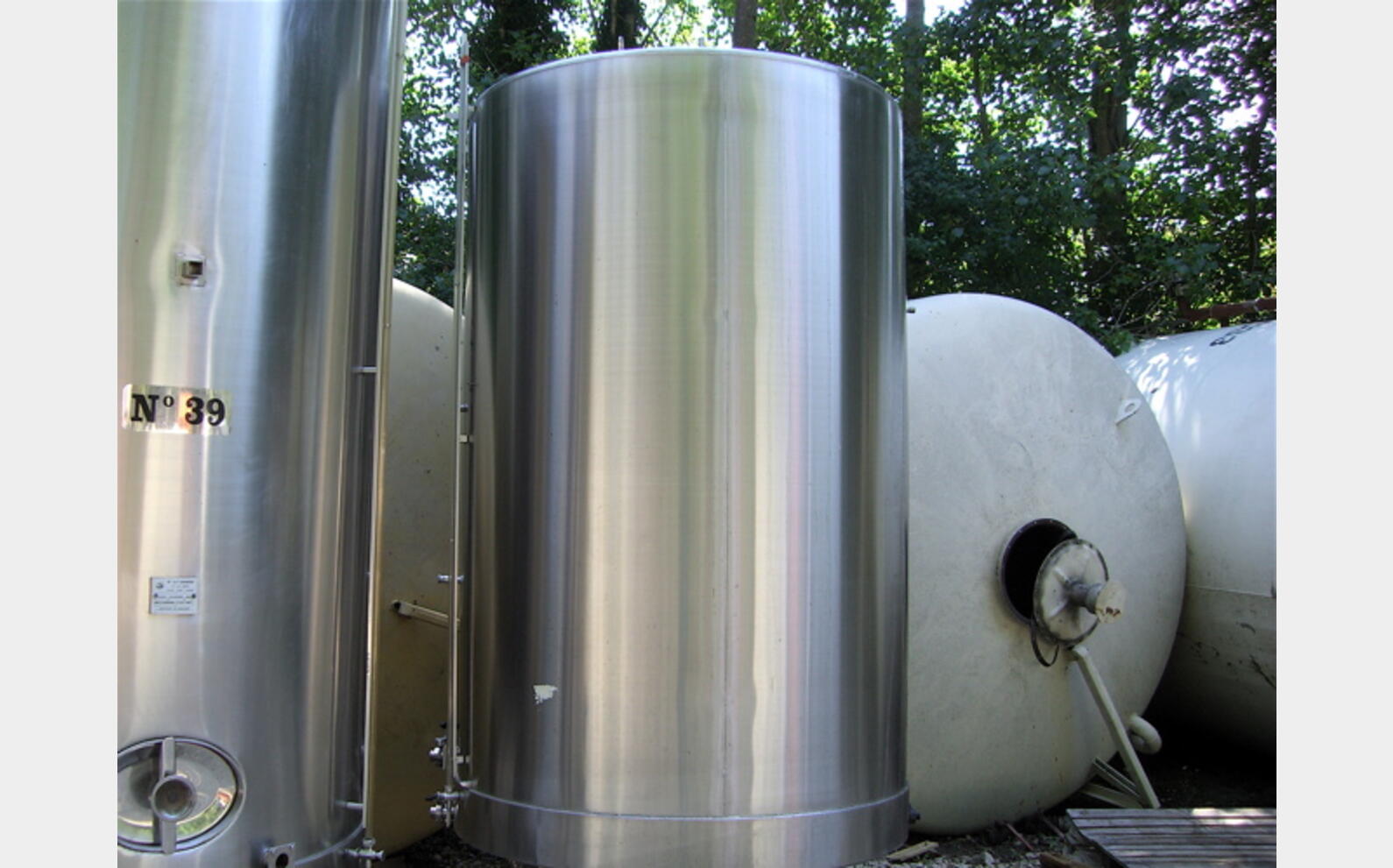 Cuve inox Lagouarde 70hls Ann&eacute;e : 1990. Provenance : vinicole