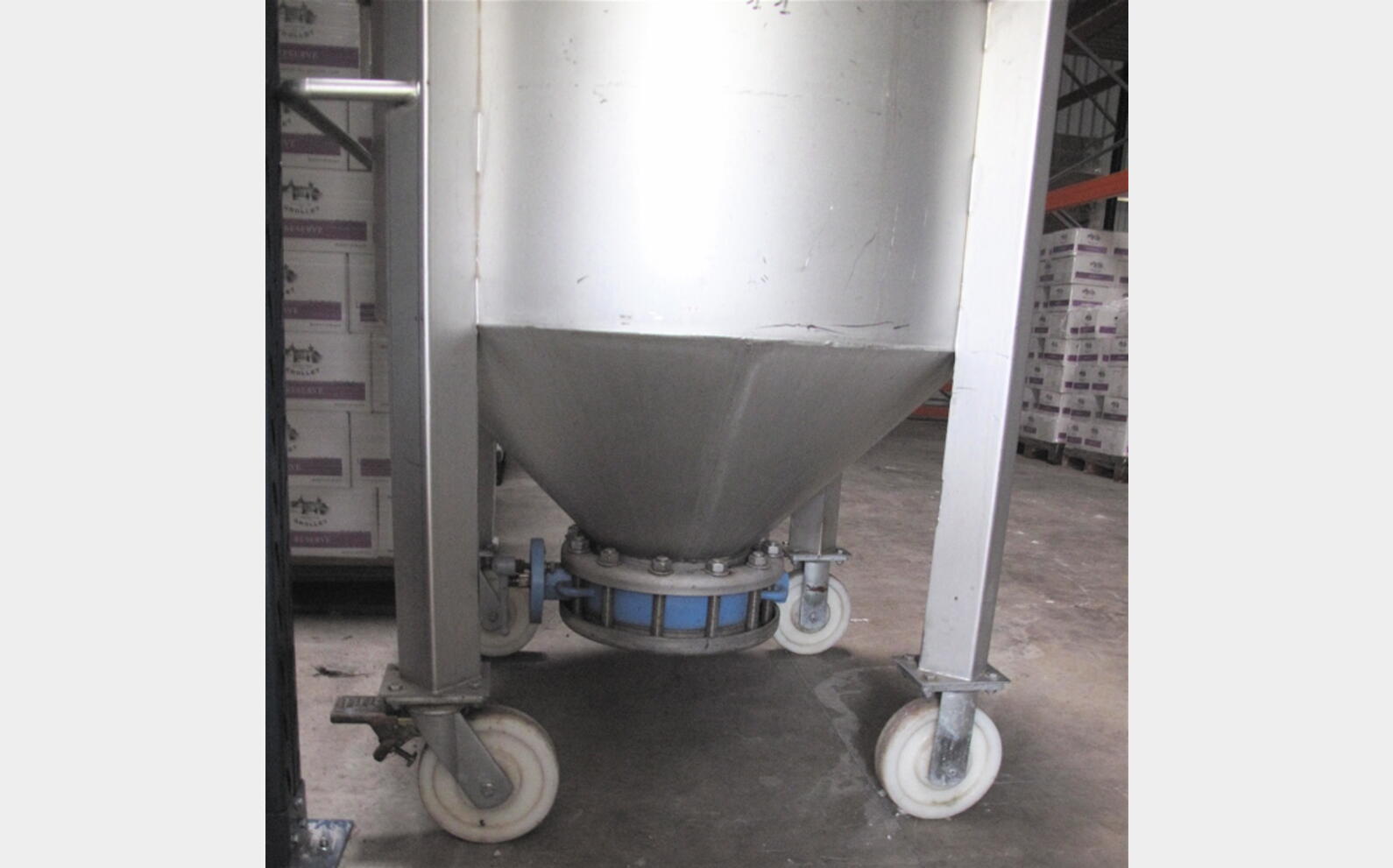 cuve mobile 500 litres ARTICLE EN PROMOTION INOX 304 - Volume : 500 litres