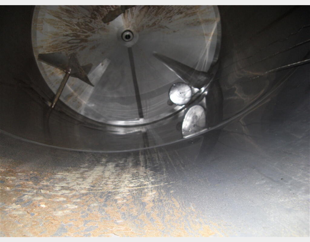 Cuve de stockage verticale de 30 m3 - INOX 304, Isoléé , agitée