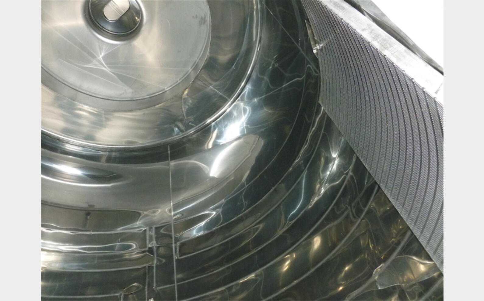 cuve INOX 316L refroidit isol&eacute;e MATERIEL NEUF Marque : INOX INDUSTRIE