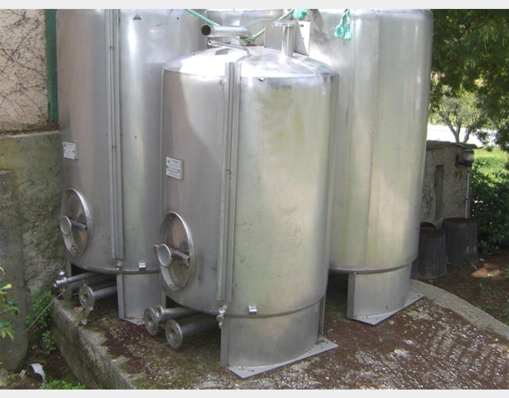CUVE INOX 700 L marque STAI