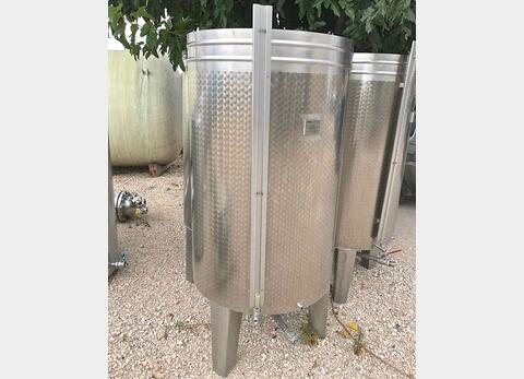 Cuve Inox cylindrique verticale - de 950 Litres