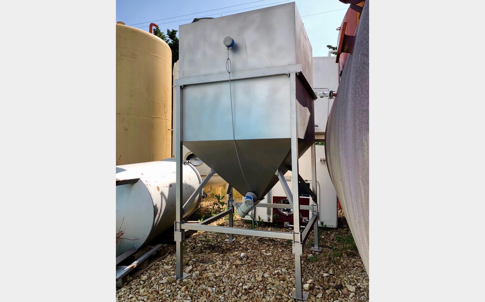 Silo inox pour vrac PU0118