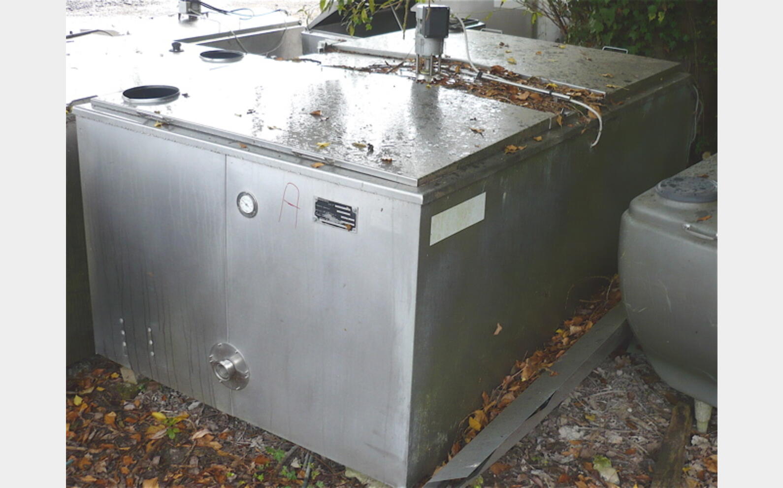 Tank &agrave; lait INOX 304 Volume : 1.800 litres