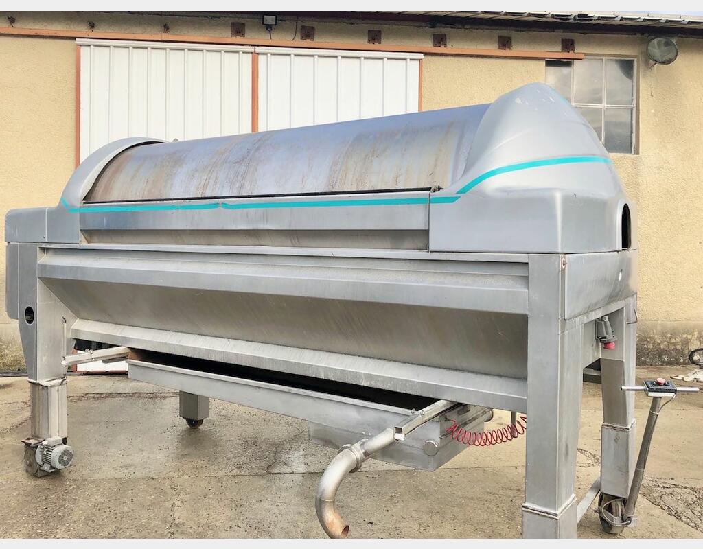 Pressoir pneumatique 50 HLS Marque : PERA