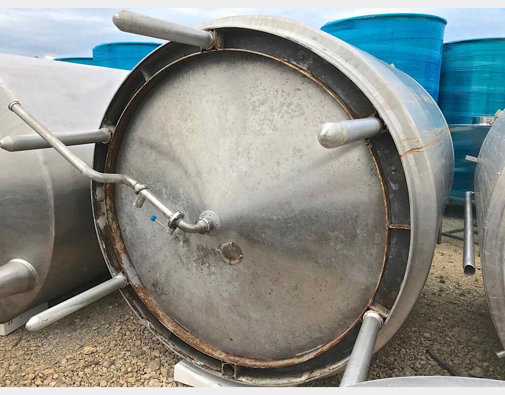 Cuve inox cylindrique verticale - isolée sur pieds capacité 100 hls