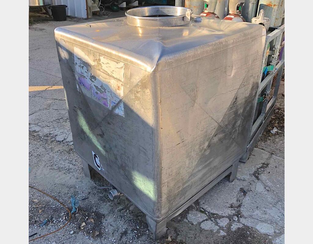 Conteneur inox - Volume : 900 litres