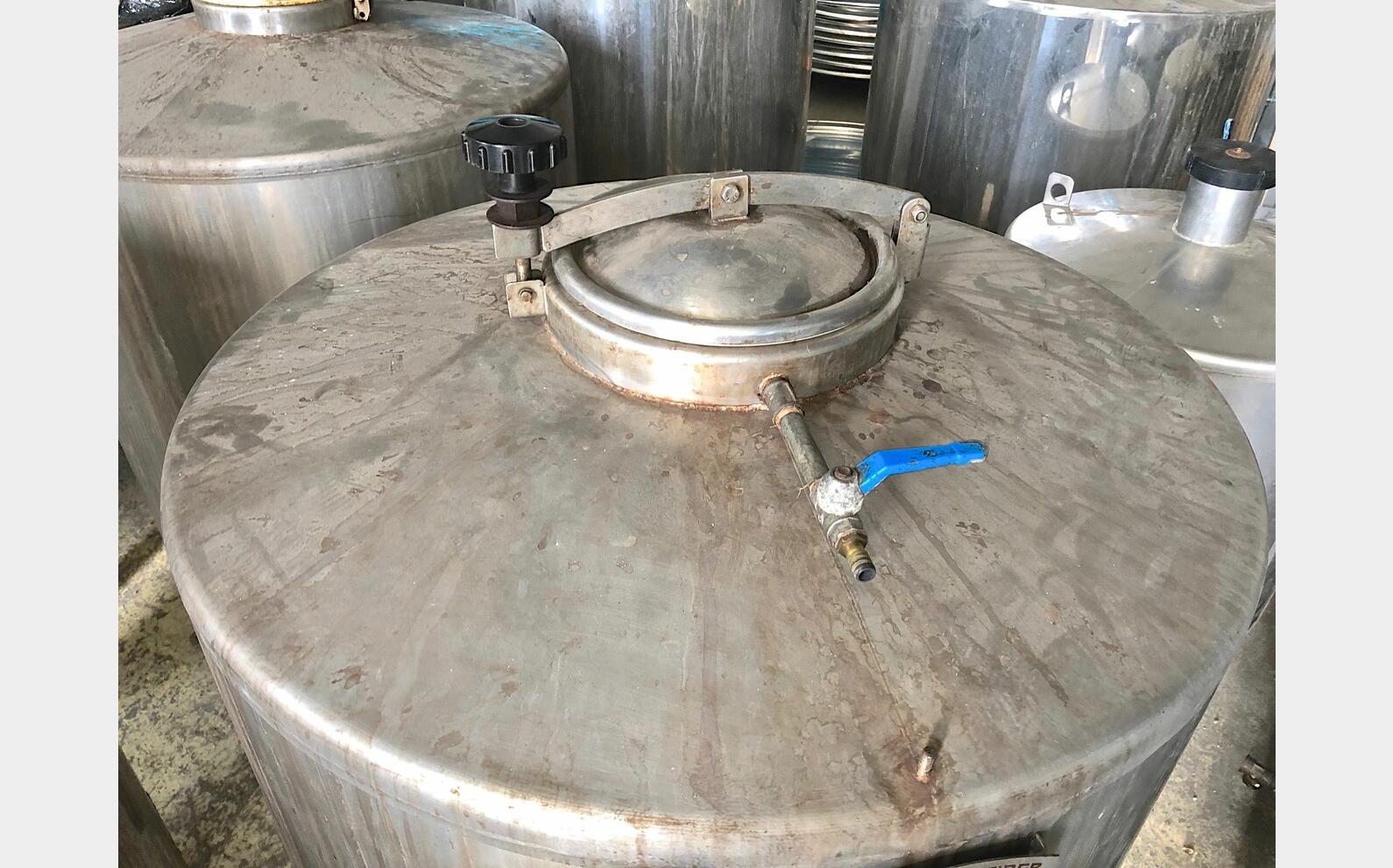 Cuve stockage inox