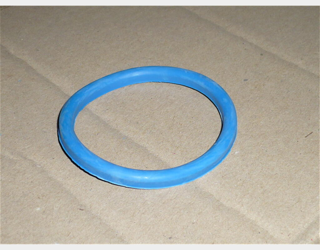 Valve connection seal