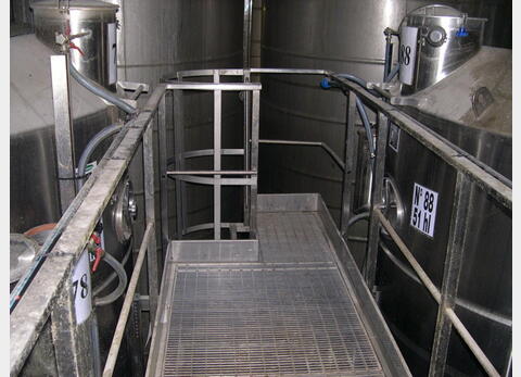 Cuve INOX de 25200 L Provenance : vinicole