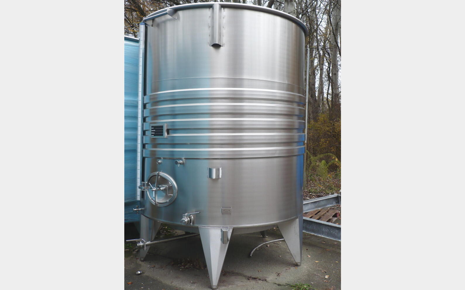cuve INOX chapeau flottant MATERIEL NEUF Volume : 7500 litres