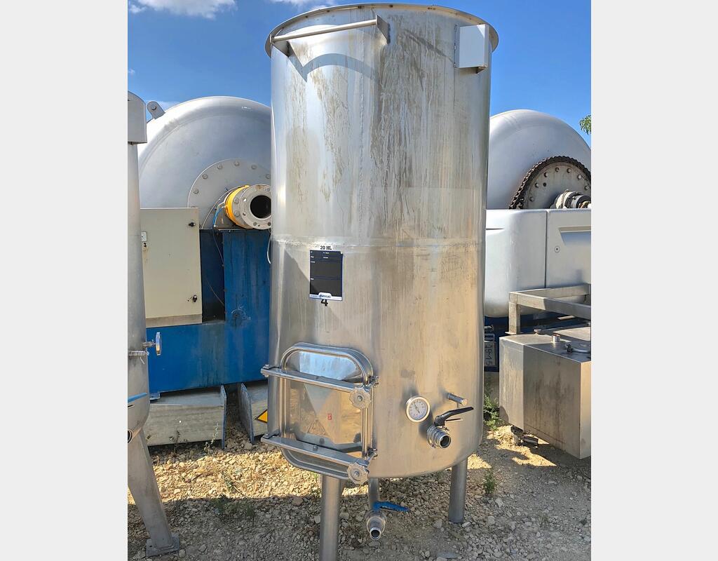 Cuve inox chapeau flottant - Volume de 2000 litres (20 hls)