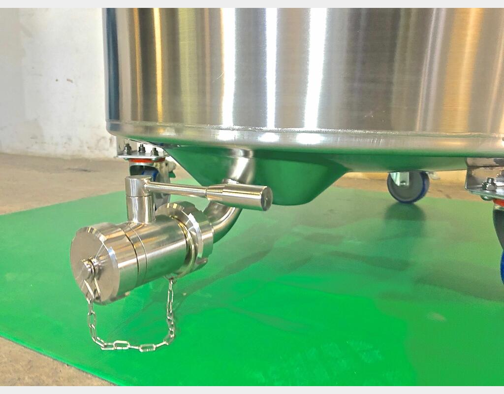 304 stainless steel tank - Model COR450D