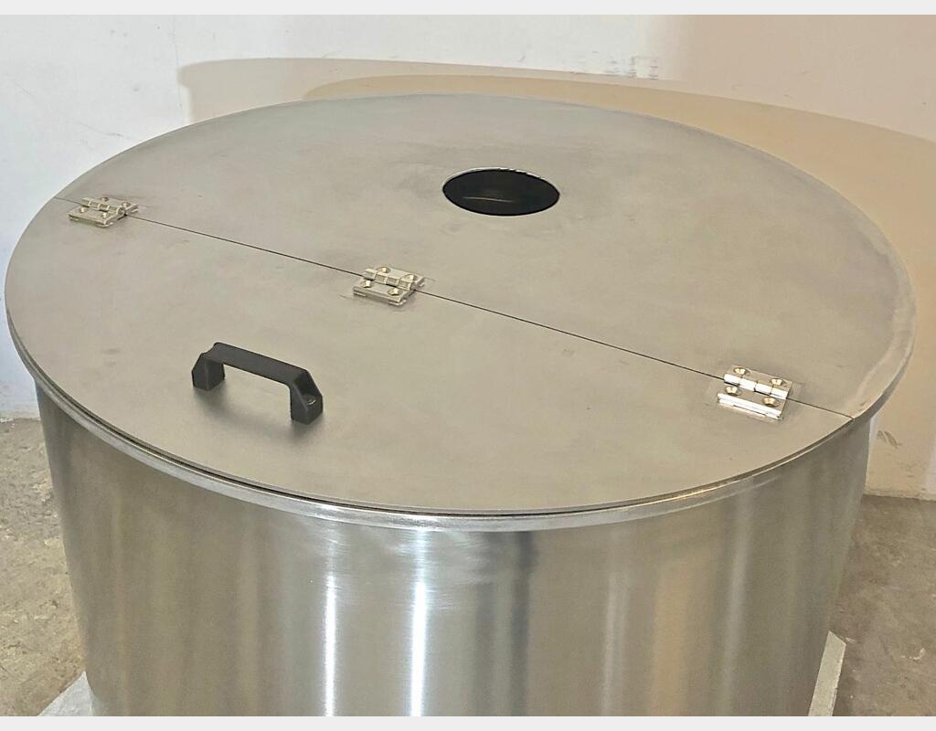 304 stainless steel tank - Model SBPM750