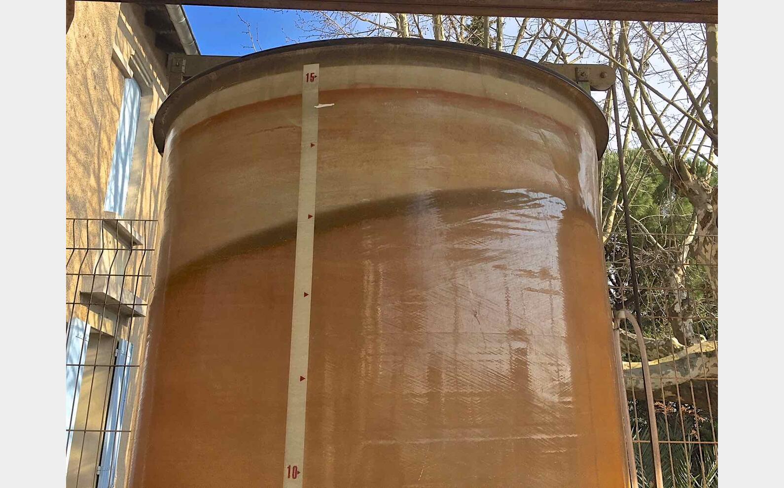 Cuve fibre cylindrique verticale Chapeau flottant