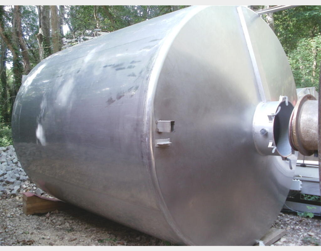 Cuve inox sur pieds de 160 hls