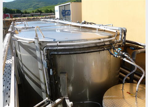 Cuve stockage INOX 316 sur socle Agroalimentaire Marque : PIERRE GUERIN