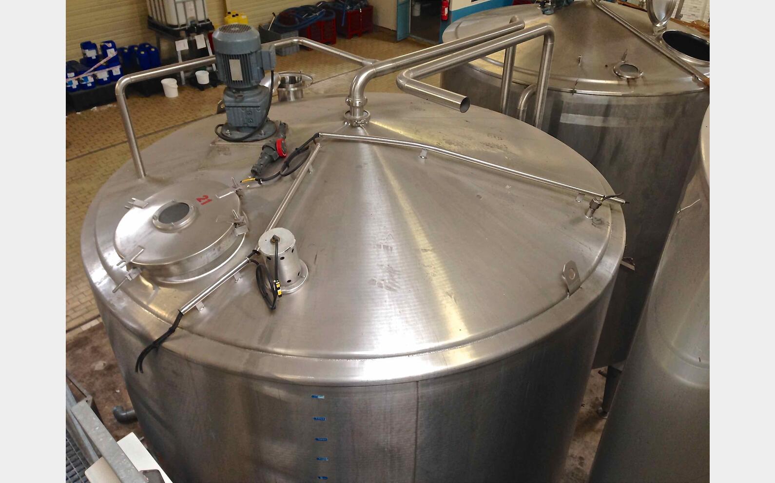 Cuve agit&eacute;e INOX