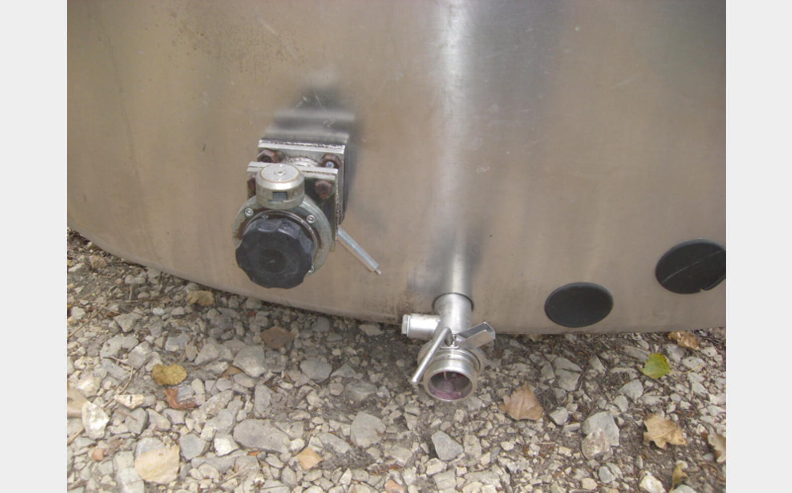 Cuve INOX horizontale de 40 Hls.