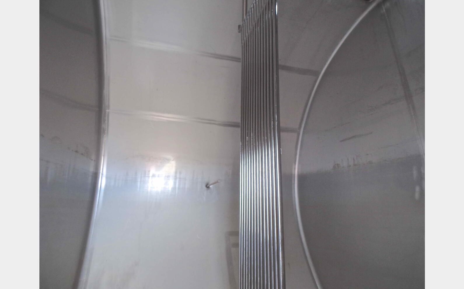 Cuve  INOX 316L cylindrique horizontale 3 compartiments : 25 + 25 + 50 HL