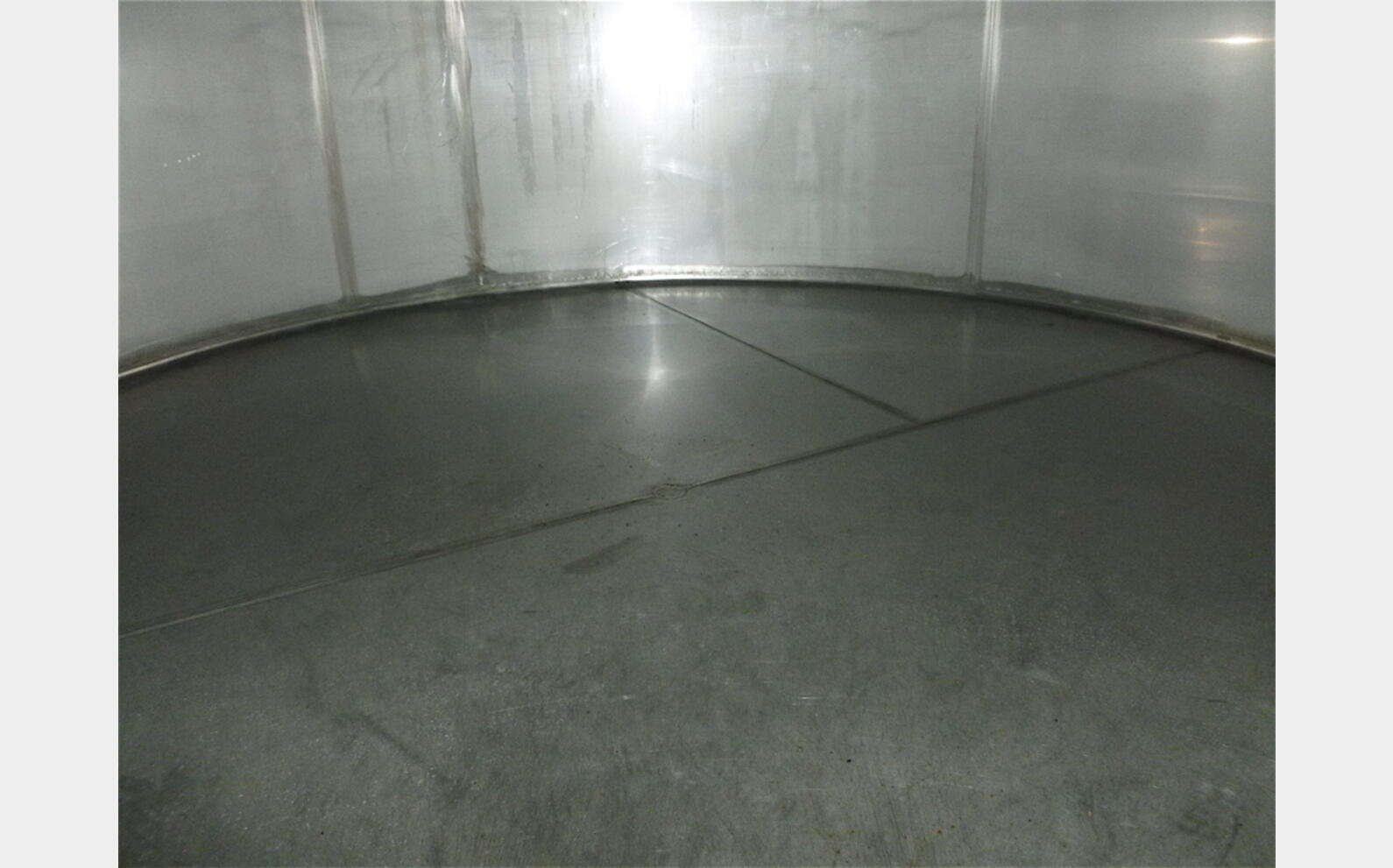 Cuve stockage INOX 304 Volume : 20.000 litres