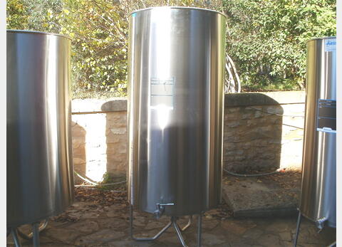 Cuve inox 304 &agrave; chapeau flottant