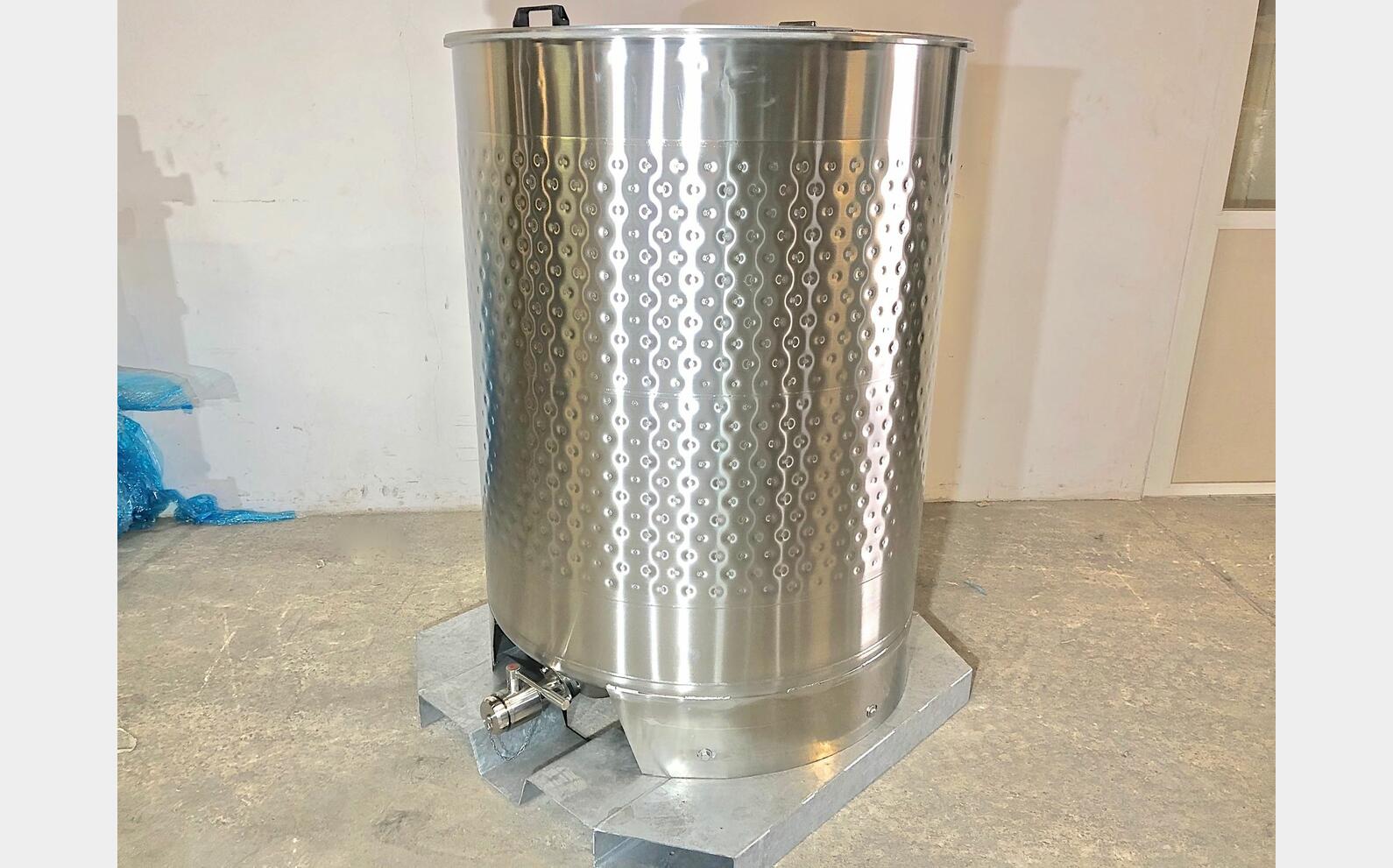 Cuve inox 316 thermor&eacute;gul&eacute;e chasis pr&eacute;hensible 12.13 HL (1213 Litres) ARSILAC