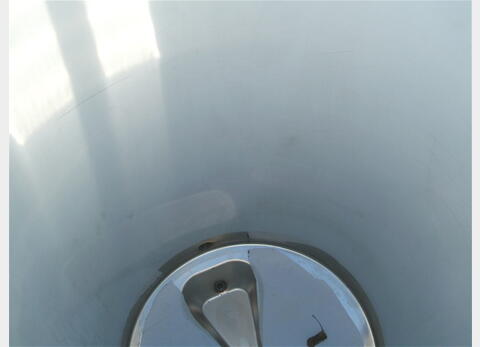 Cuve Inox fond bombé chapeau flottant - avec socle  inox Capacité 400 L