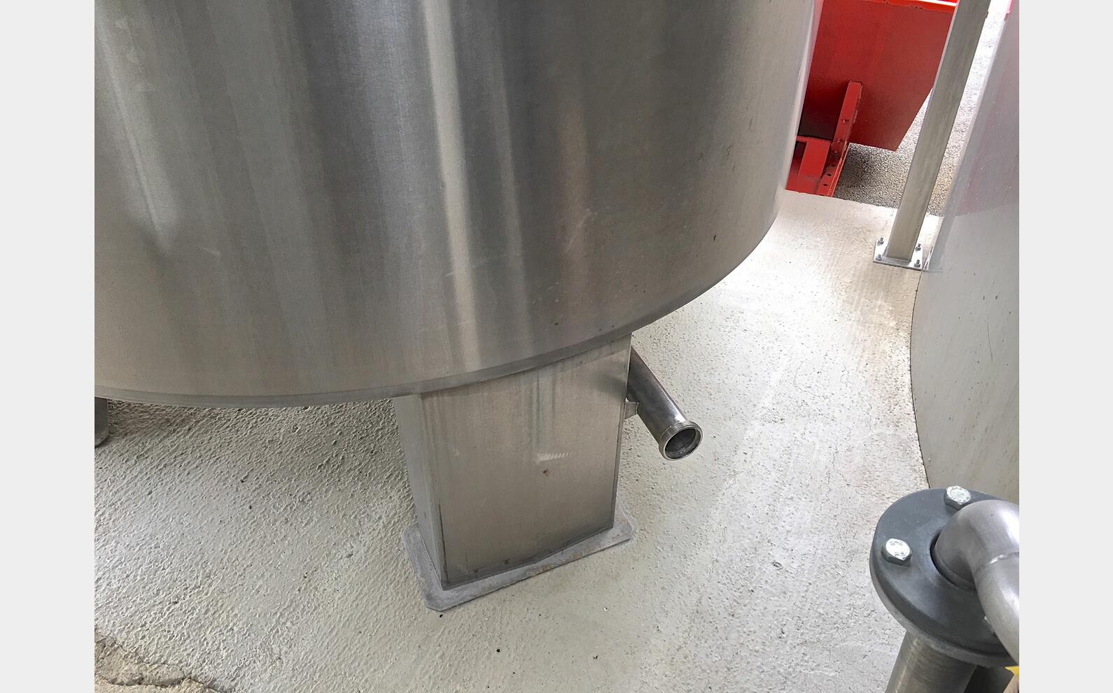 Cuve m&eacute;lange inox