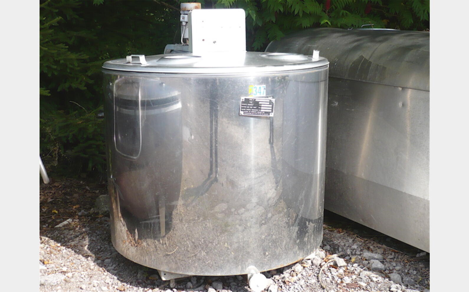 Tank &agrave; lait INOX 304 Volume : 850 litres