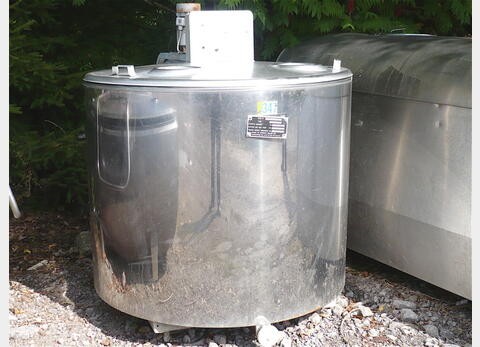 Tank &agrave; lait INOX 304 Volume : 850 litres