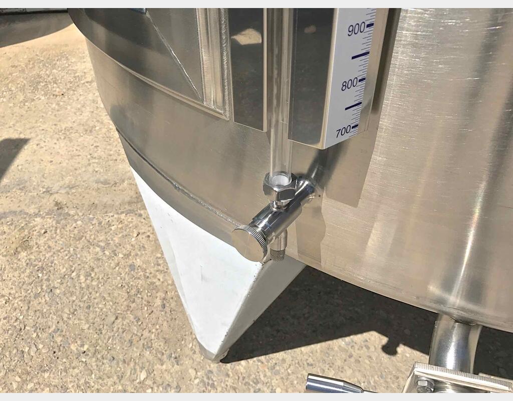 Cuve inox à chapeau flottant  80 hls - Fond incliné sur pieds