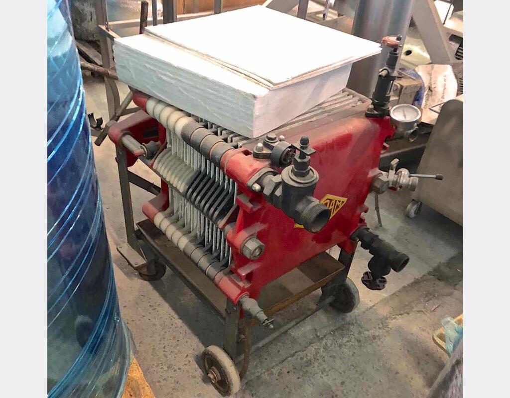 Filtre &agrave; plaques