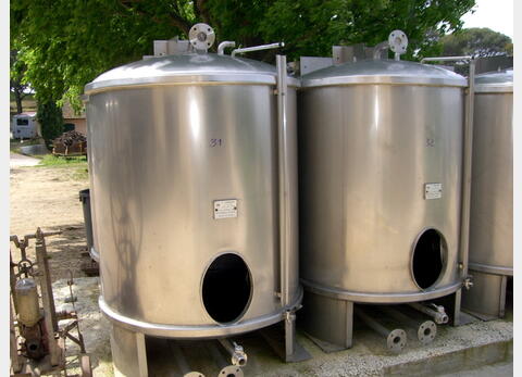 Cuve INOX 304 de 2.500 litres - Fond bombé sur pieds