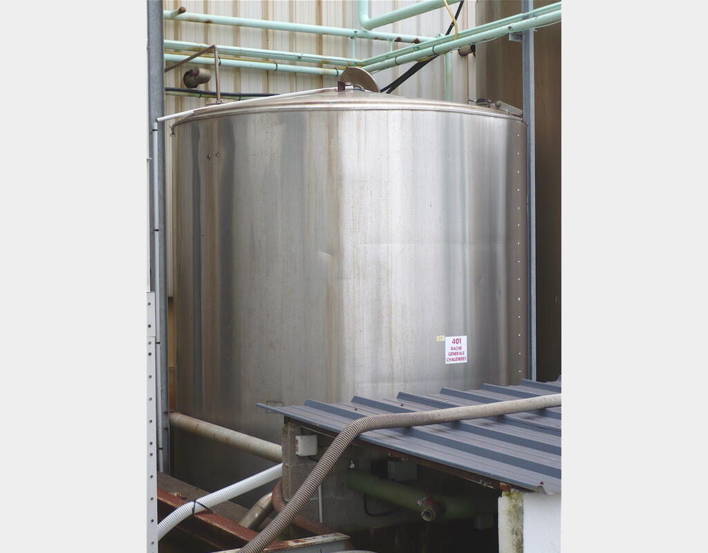 cuve de stockage INOX 304 de 20 m3 - cylindrique verticale sur pieds