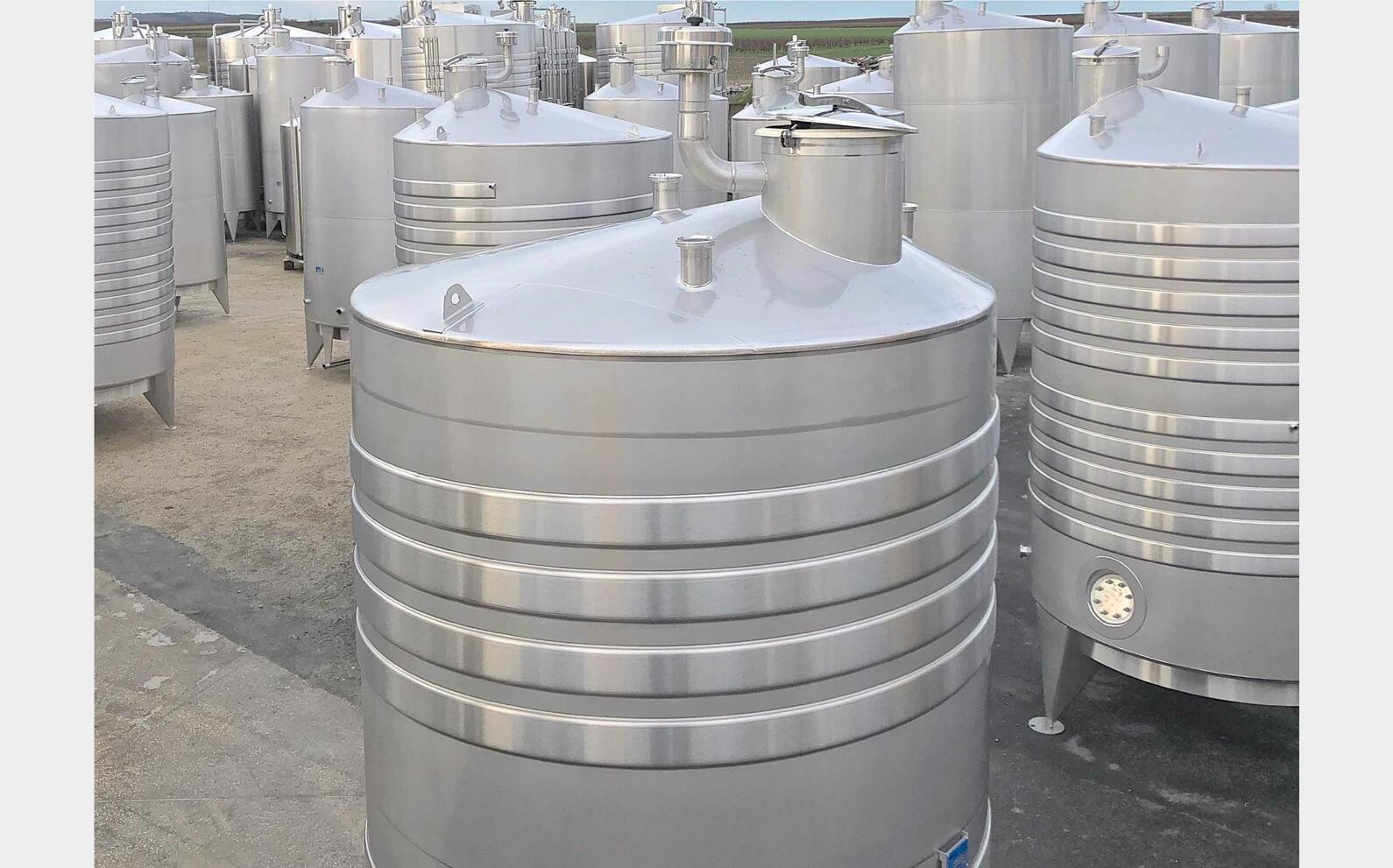 cuve inox 316L thermor&eacute;gul&eacute;e MATERIEL NEUF