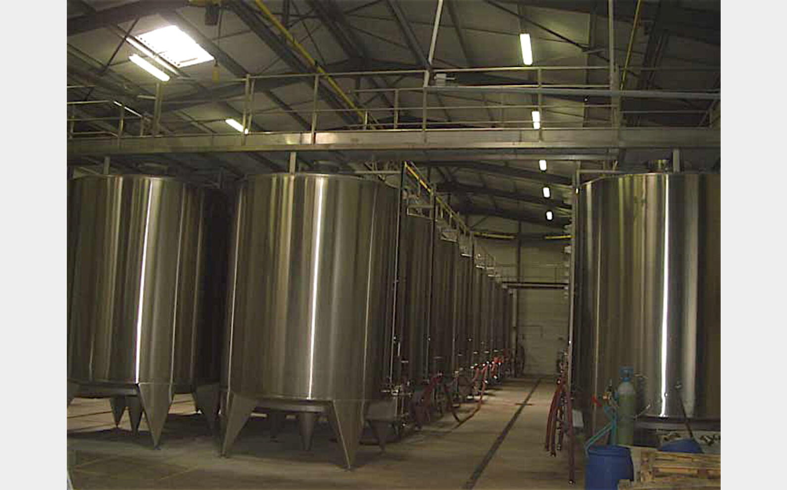  Volume 185 hls, 18.500 litres
